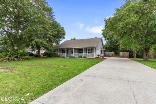 74 Deals Cir, Woodbine, GA 31569-2826
