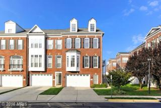 4356 Patriot Park Ct, Fairfax, VA 22030-4332