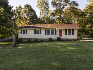 2004 Centercrest Dr, Stonycreek, NC 27244-9729
