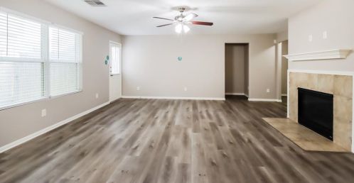9876 Lace Flower Way, Conroe TX  77385-6085 exterior