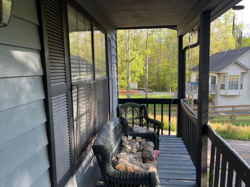 81 River Oak Dr, Dawsonville, GA 30534-6127