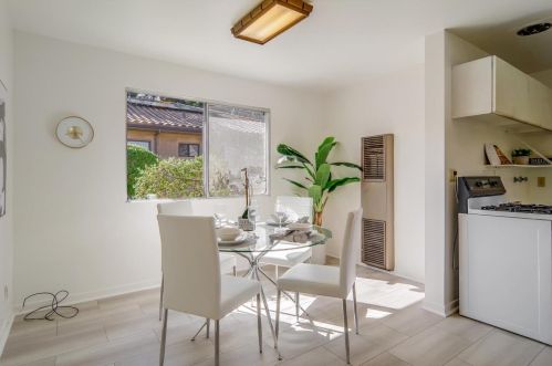 1252 Carmel Ter, Los Altos CA 94024-5508 exterior