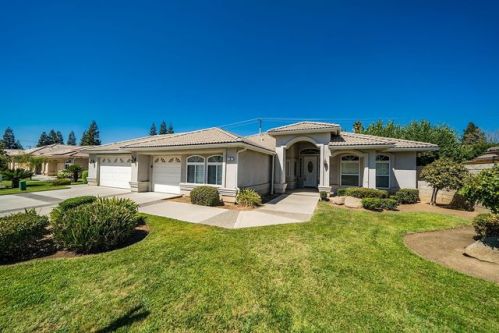 8 Meadows Loop, Madera, CA 93637-3601