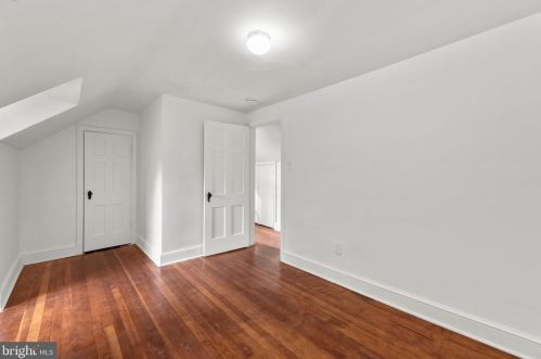 821 Bonifant St, Silver Spring MD 20910-5530 exterior