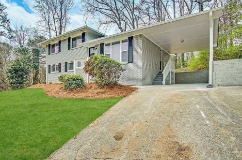 5795 Deerfield Trl, Atlanta GA  30349-3763 exterior