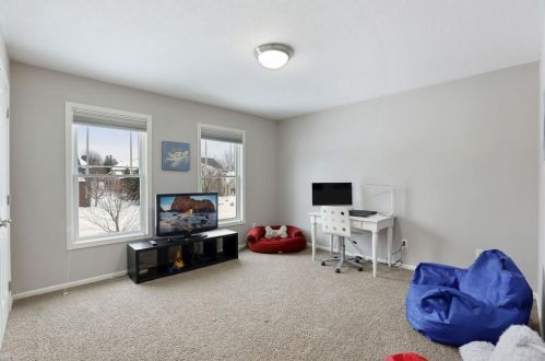 1704 Brant Cir, Saint Paul MN  55122-2290 exterior