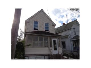 1538 102nd St, Cleveland OH  44102-2514 exterior
