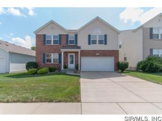 2532 Wintercreek Dr, Belleville, IL 62221-6729