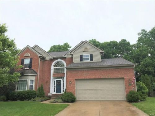 77 Waterbury Dr, Springboro, OH 45066-8116