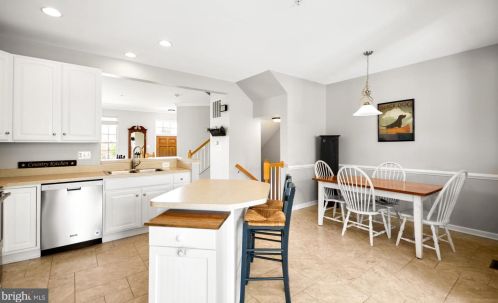 9 Wash House Cir, Middletown MD  21769-7741 exterior