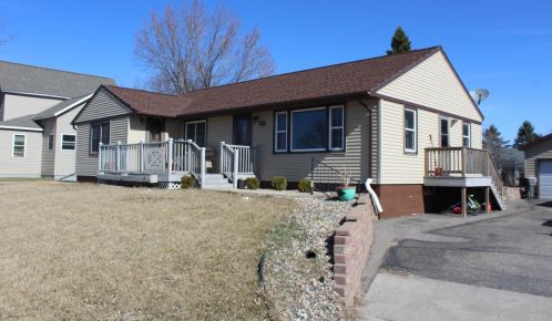 511 Main St, Freeport, MN 56331-9027