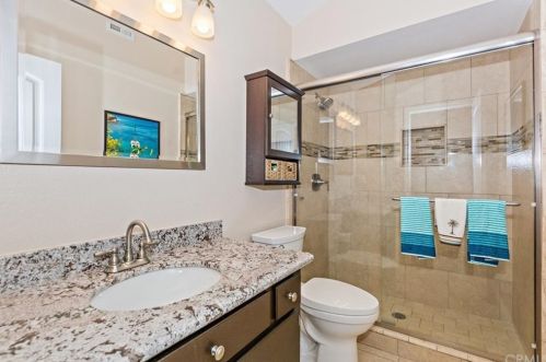 6880 Rycroft Dr, Riverside CA  92506-5317 exterior