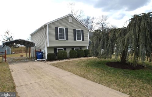 956 Edmund St, Aberdeen, MD 21001-3550