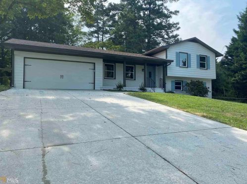 2695 Ridgewood Dr, Marietta, GA 30066-3650