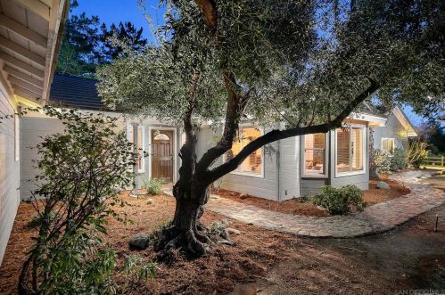 29408 Paso Robles Rd, Valley Center, CA 92082-7630