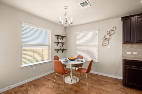 12402 Walter Vaughn Dr, Webberville TX 78653-4687 exterior