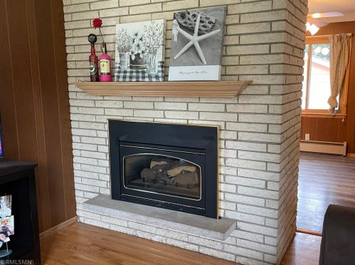 845 Cannon Ave, Saint Paul MN  55126-3831 exterior