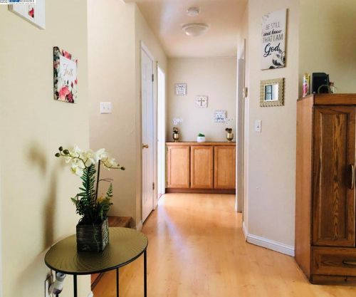 1737 Cherry Ct, Stockton, CA 95206-5706