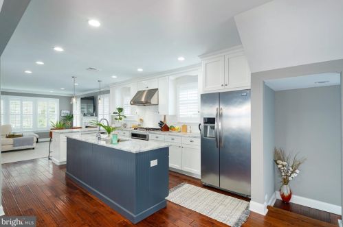 308 Linden Ave, Tavistock NJ 08033-2519 exterior