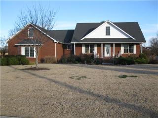 40 Maggie Ct, Manchester, TN 37355-7389