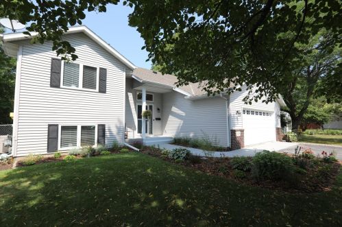 4208 125th St, Prior Lake MN  55378-1414 exterior