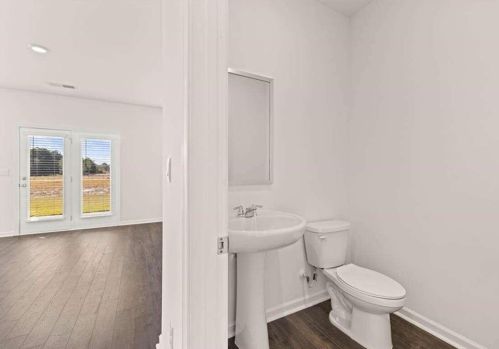 1065 Mackets Ct, Atlanta GA  30354-3642 exterior