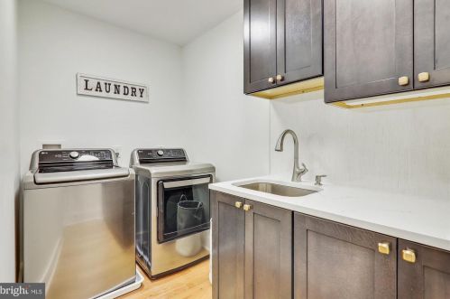 106 Geneva Ave, Silver Spring MD  20910-5105 exterior