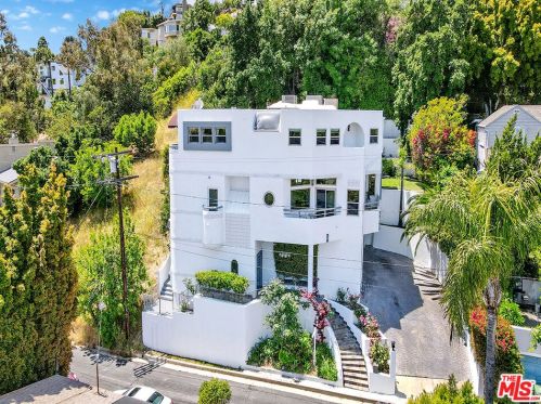 15080 Encanto Dr, Van Nuys, CA 91403-4408