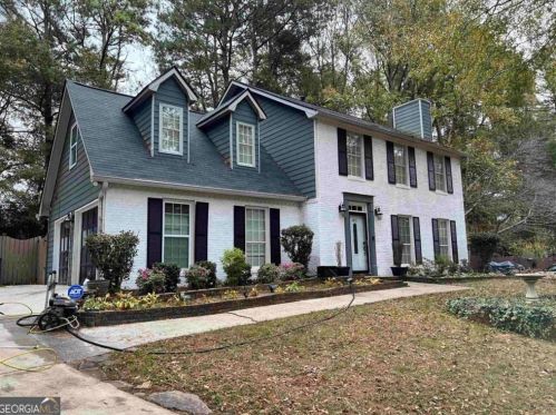 2878 Summit Crest Ct, Lithonia, GA 30078-6638