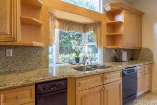 5108 Woodley Ave, Van Nuys CA  91436-1443 exterior