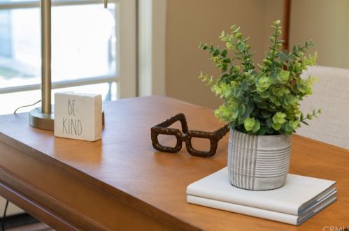 2311 Santiago St, Santa Ana CA 92706-2053 exterior