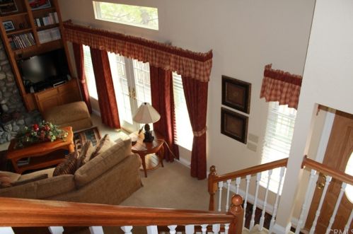 27303 Pinewood Dr, Lake Arrowhead, CA