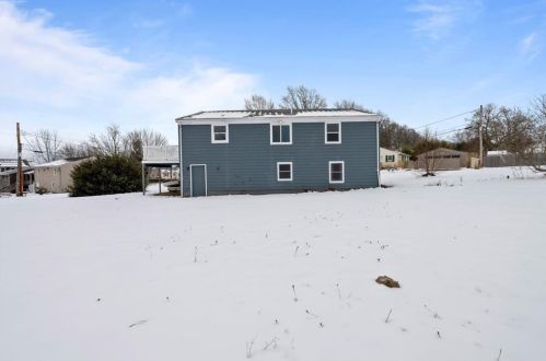 55 Elmwood Ave, Middletown, RI 02842-4963