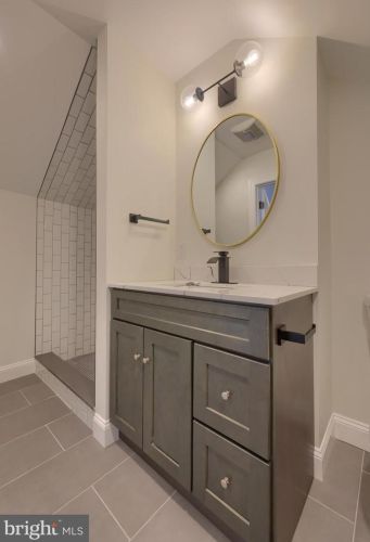 21 Mary St, Lancaster PA  17603-3424 exterior