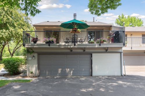 4393 Arden View Ct, Saint Paul MN  55112-1946 exterior