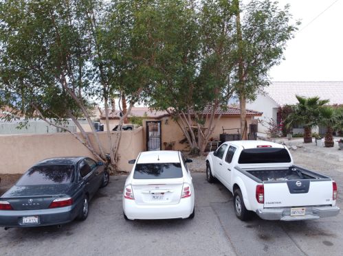 13751 El Cajon Dr, Desert Hot Springs, CA 92240-5875