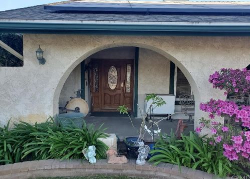 16743 Stallion Pl, Riverside CA  92504-5843 exterior