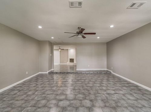 2920 Sierra Dr, Fort Worth TX  76116-3918 exterior