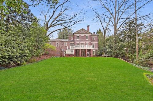 2938 Habersham Way, Atlanta GA  30305-2800 exterior