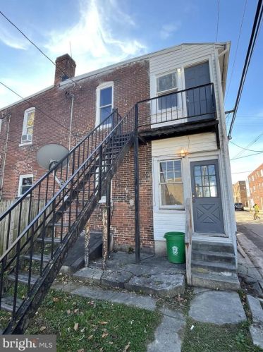 31 Belvidere Ave, York PA 17401-3346 exterior