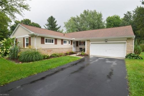 278 Harmon Rd, Aurora, OH 44202-7915