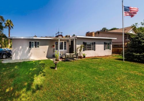 12241 Ridge Crest Dr, Yucaipa, CA 92399-1529