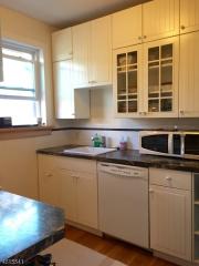 12 Orchard Rd, Maplewood NJ  07040-1920 exterior