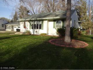 1744 Barclay St, Saint Paul MN  55109-4504 exterior