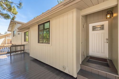 10425 Martis Valley Rd, Truckee CA  96161-2015 exterior