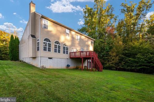 584 Windsong Dr, Aberdeen MD  21001-1835 exterior