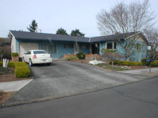 17815 Multnomah Dr, Portland, OR 97230-6340