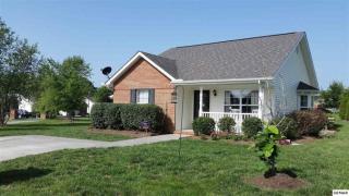 1510 Mayberry Ln, Pigeon Forge, TN 37862-9387