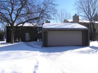 1720 Weston Ln, Minneapolis, MN 55447-2845