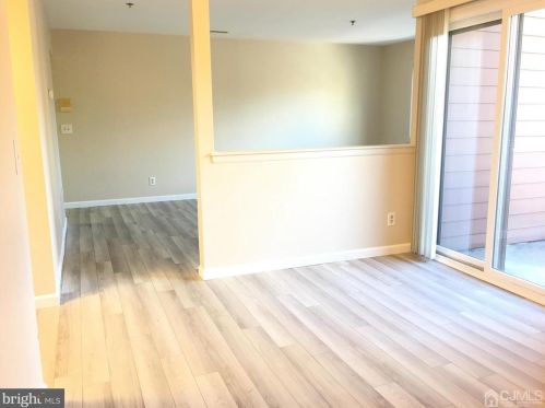 3325 Sayre Dr, Princeton NJ  08540-5869 exterior